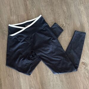 Buffbunny Dream Heather Contrast Legging - Onyx Black and White